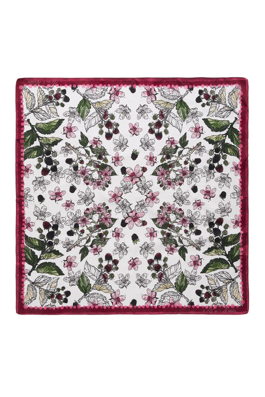 Apaszka MAG NOLLY z jedwabiu w autorski wzór jeżyn na białym tle, z bordową ramką.